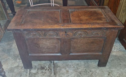 Good Late 17th Century Oak Panelled Coffer.