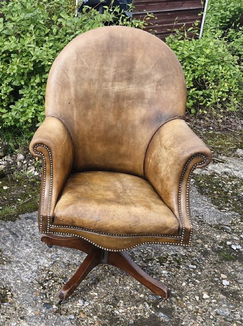 Leather Revolving Desk Armchair.