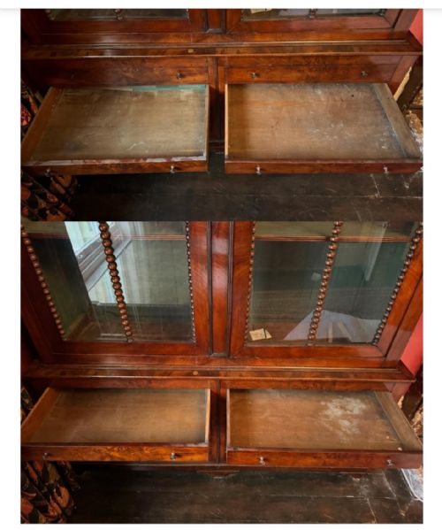 LARGE MID 19TH CENTURY MAHOGANY BOOKCASE CABINET - ADDITIONAL PHOTO 4