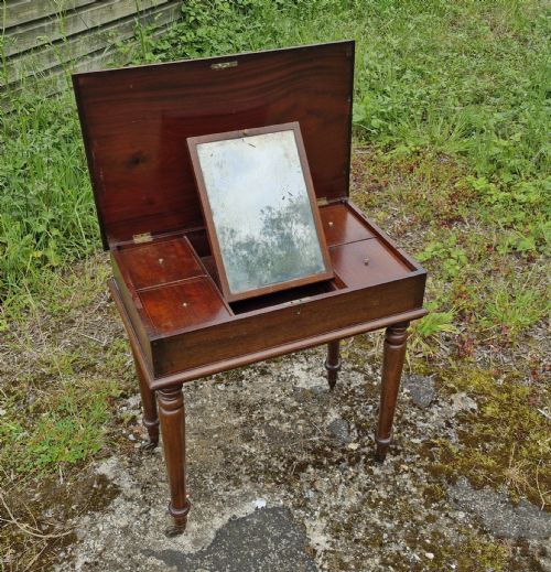 Small Regency Mahogany Dressing Table
