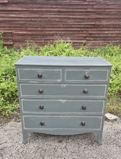 Regency Painted Chest of Drawers.