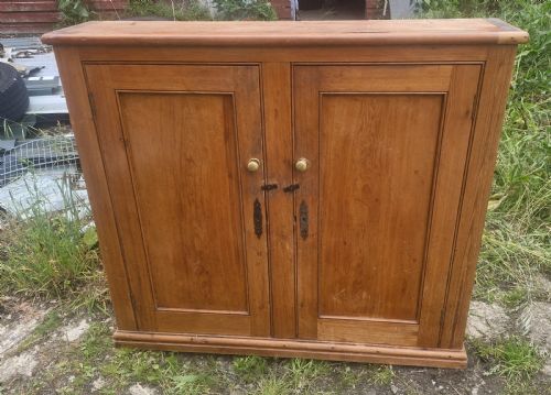 Useful Late Victorian 2 Door Pine Kitchen Cupboard.