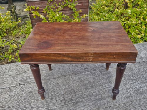 Regency Mahogany Bidet Table.