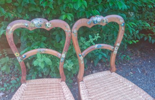 PRETTY PAIR OF VICTORIAN DECORATIVE CANED BEDROOM CHAIRS - ADDITIONAL PHOTO 2