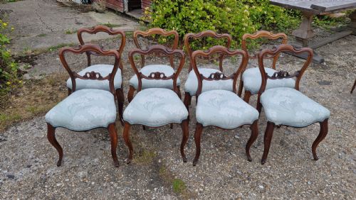 SET OF 8 MID 19TH CENTURY ROSEWOOD CHAIRS - ADDITIONAL PHOTO 4