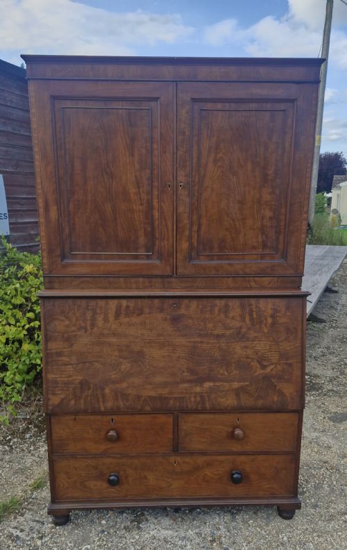 GOOD QUALITY MAHOGANY BUREAU CABINET - ADDITIONAL PHOTO 1