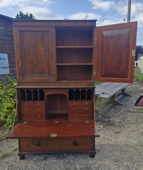 GOOD QUALITY MAHOGANY BUREAU CABINET - ADDITIONAL PHOTO 13