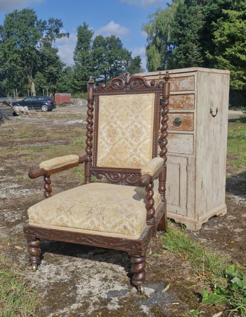 LARGE MID VICTORIAN OAK OPEN ARM UPHOLSTERED BARLEY TWIST ARMCHAIR - ADDITIONAL PHOTO 12