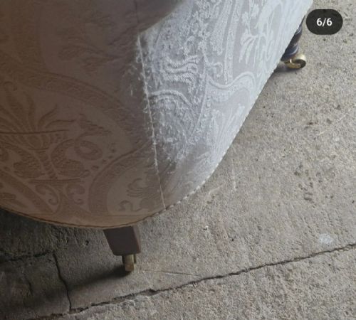EDWARDIAN WOODSTOCK STYLE UPHOLSTERED ARMCHAIR OF GOOD SIZE - ADDITIONAL PHOTO 5