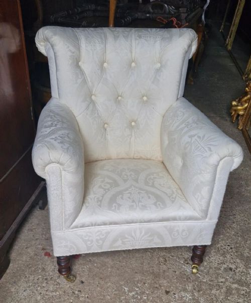 EDWARDIAN WOODSTOCK STYLE UPHOLSTERED ARMCHAIR OF GOOD SIZE - ADDITIONAL PHOTO 6