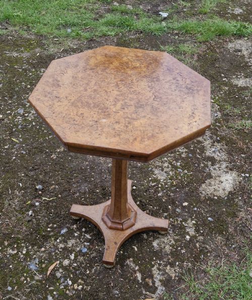 Delightful Regency Burr Pedestal Occasional Table.