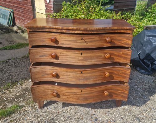 EARLY 19TH CENTURY INLAID MAHOGANY SERPENTINE FRONT CHEST OF DRAWERS - ADDITIONAL PHOTO 6