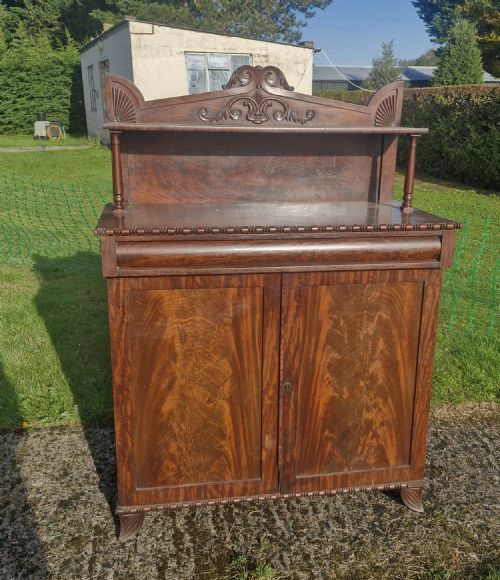 REGENCY MAHOGANY 2 DOOR SIDE CABINET - ADDITIONAL PHOTO 1