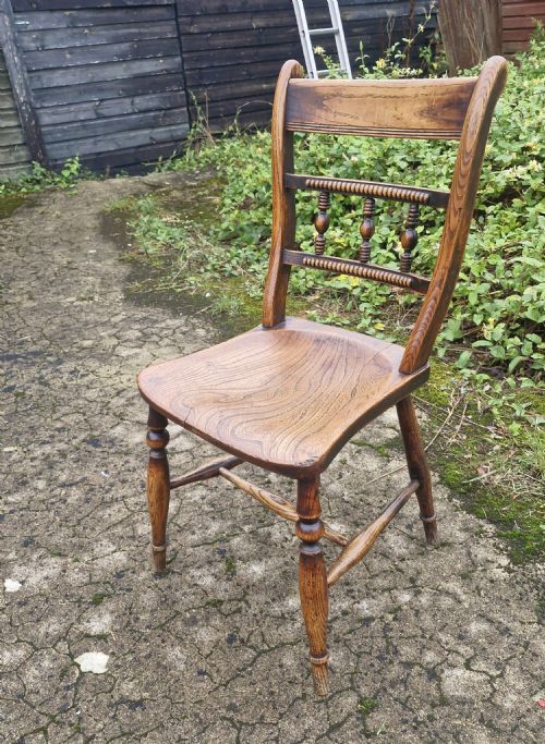 Nice Single Windsor Chair.