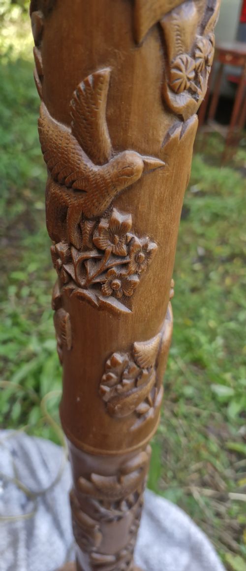 CARVED LAMP STANDARD - ADDITIONAL PHOTO 3