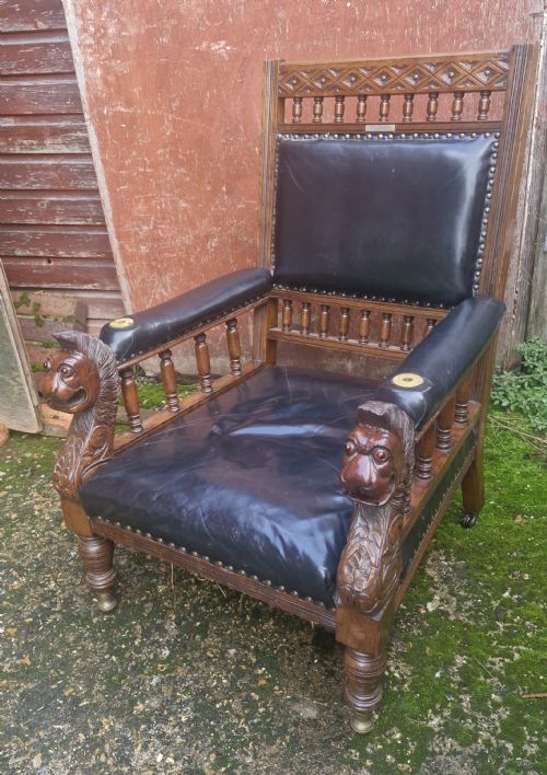 INTERESTING VICTORIAN CARVED OAK LIBRARY ARMCHAIR - ADDITIONAL PHOTO 5