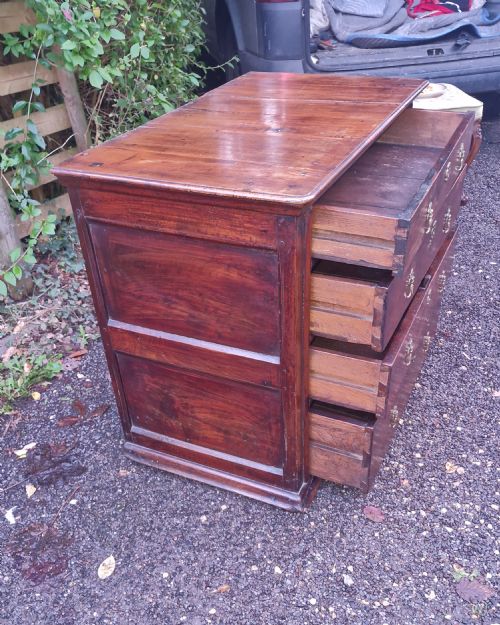 WILLIAM AND MARY WALNUT CHEST OF 4 DRAWERS - ADDITIONAL PHOTO 3