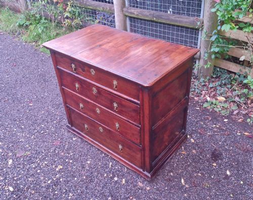WILLIAM AND MARY WALNUT CHEST OF 4 DRAWERS - ADDITIONAL PHOTO 6