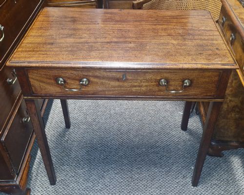 Elegant Late Georgian Mahogany Single Drawer Side Table.