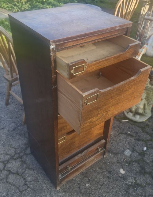 1930S OAK TAMBOUR FRONT OFFICE FILING CABINET - ADDITIONAL PHOTO 4