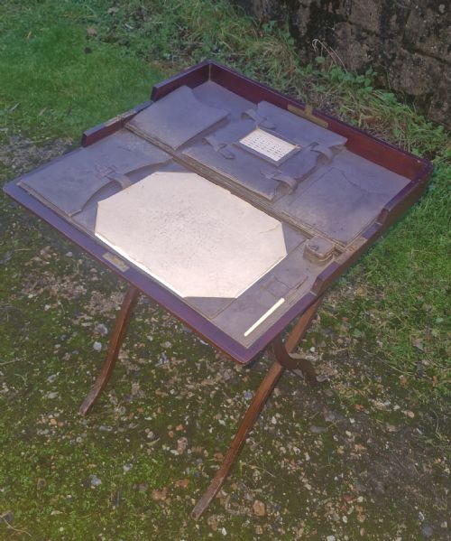 EDWARDIAN MAHOGANY FOLDING CAMPAIGN WRITING TABLE - ADDITIONAL PHOTO 7