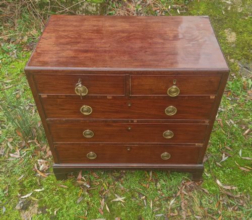 Small Mid 18th Century Mahogany Chest of Drawers.