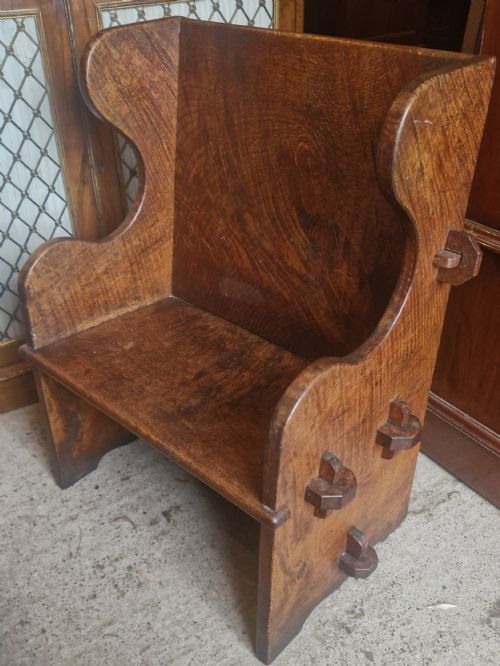 Dinky Childs Oak Hall Seat