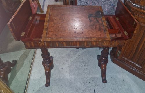 REGENCY MAHOGANY WRITING TABLE - ADDITIONAL PHOTO 3