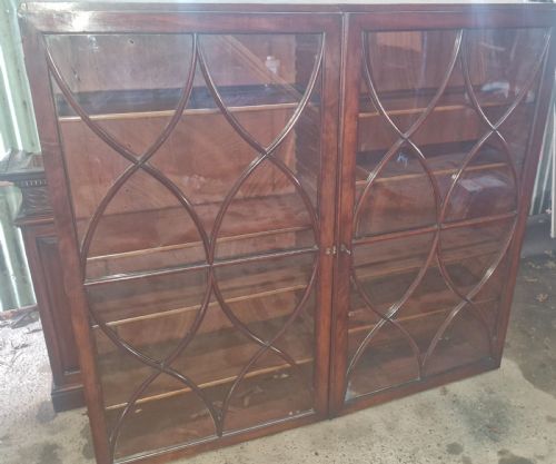 LARGE MAHOGANY LIBRARY BOOKCASE - ADDITIONAL PHOTO 5