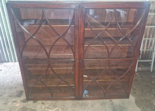 LARGE MAHOGANY LIBRARY BOOKCASE - ADDITIONAL PHOTO 9