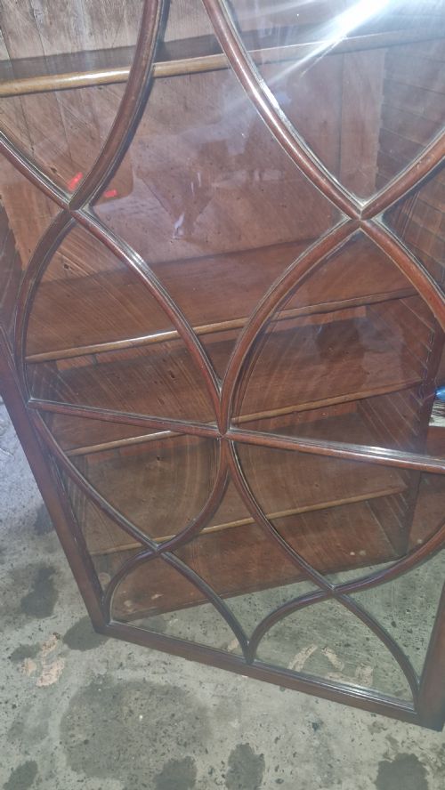 LARGE MAHOGANY LIBRARY BOOKCASE - ADDITIONAL PHOTO 13