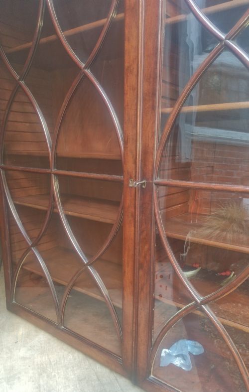 LARGE MAHOGANY LIBRARY BOOKCASE - ADDITIONAL PHOTO 18