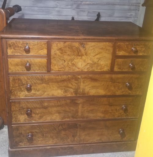 VICTORIAN BURR WALNUT CHEST OF DRAWERS - ADDITIONAL PHOTO 4