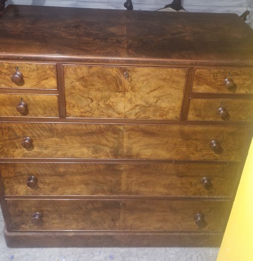 VICTORIAN BURR WALNUT CHEST OF DRAWERS - ADDITIONAL PHOTO 8