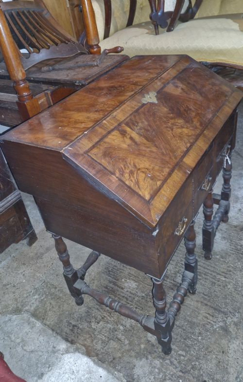 WILLIAM AND MARY STYLE WALNUT BUREAU - ADDITIONAL PHOTO 1