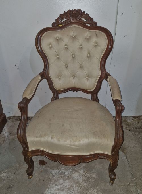 OPEN ARM UPHOLSTERED ARMCHAIR