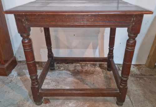 18TH CENTURY OAK SIDE TABLE - ADDITIONAL PHOTO 6