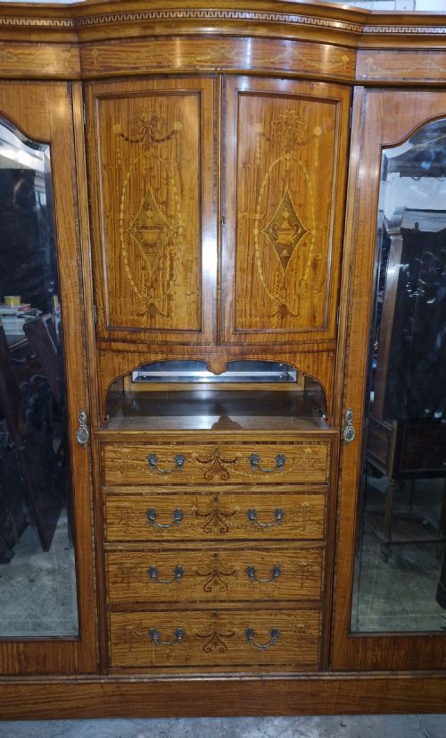 GOOD QUALITY INLAID SATINWOOD 3 SECTION WARDROBE - ADDITIONAL PHOTO 4