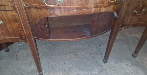 LATE GEORGIAN SERPENTINE FRONT DINING ROOM SIDEBOARD - ADDITIONAL PHOTO 3