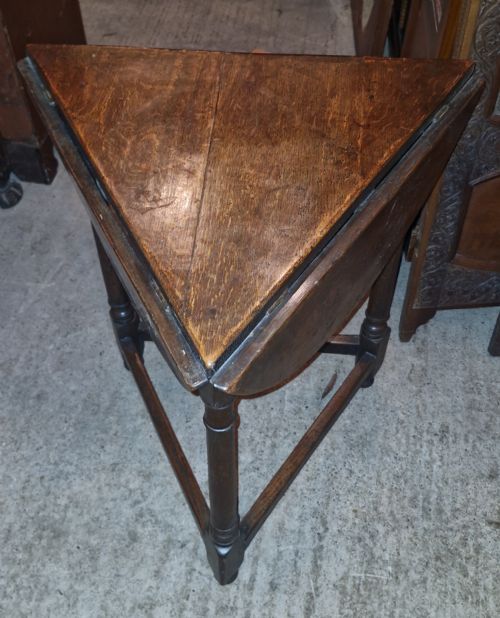 Oak Drop Sided Cricket Table.