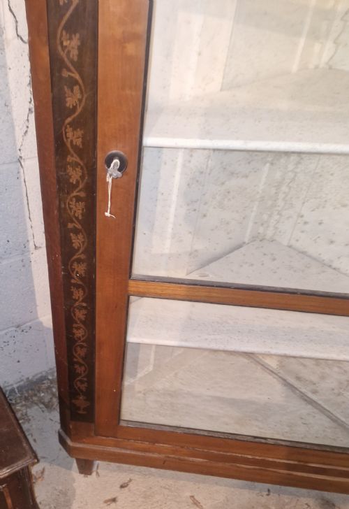 DANISH GLAZED CORNER CABINET - ADDITIONAL PHOTO 2