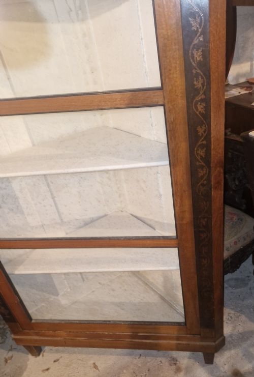 DANISH GLAZED CORNER CABINET - ADDITIONAL PHOTO 3