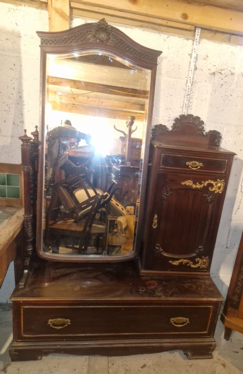 LATE VICTORIAN MAHOGANY DRESSING TABLE - ADDITIONAL PHOTO 3