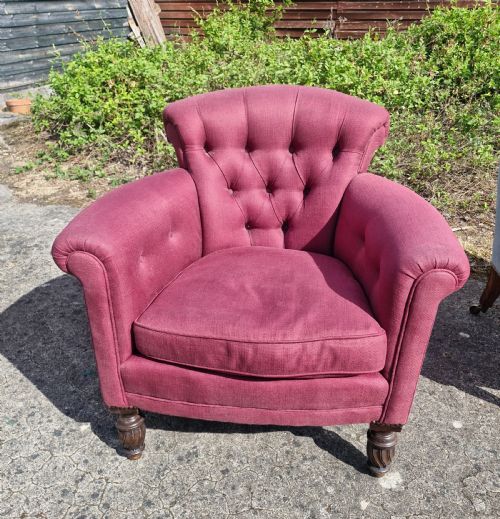Early 20th Century Woodstock Style Upholstered Armchair.