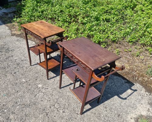 CLOSE PAIR OF MAHOGANY OCCASIONAL TABLES AFTER A DESIGN BY E W GODWIN - ADDITIONAL PHOTO 5