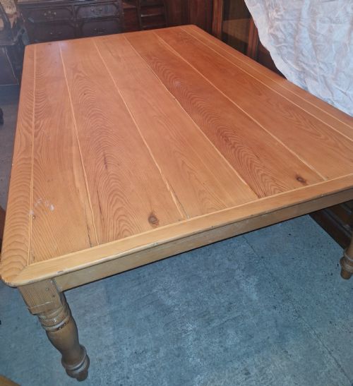 VERY LARGE PINE KITCHEN DINING TABLE - ADDITIONAL PHOTO 6