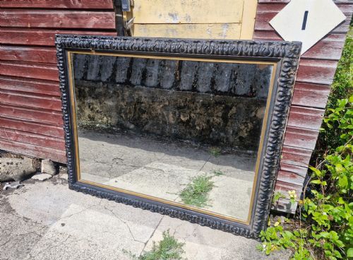 Impressive Black and Gilt Victorian Wall Mirror.