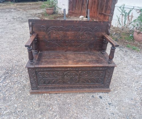 LATE VICTORIAN CARVED OAK MONKS HALL SEAT - ADDITIONAL PHOTO 2