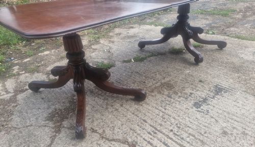 REGENCY MAHOGANY DOUBLE PEDESTAL DINING TABLE WITH EXTRA LEAF - ADDITIONAL PHOTO 3
