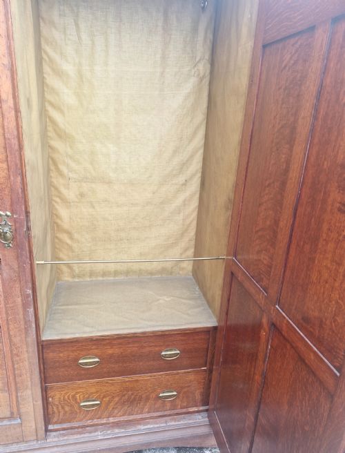 PRACTICAL EDWARDIAN OAK AND POLLARD OAK TRIPLE WARDROBE - ADDITIONAL PHOTO 7